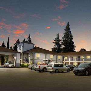 Surestay Hotel By Best Western Ukiah